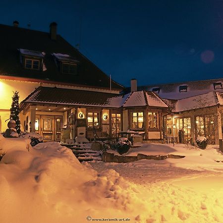 Landhotel Und Gasthof Hirsch Huettenreute Hosskirch Exterior foto
